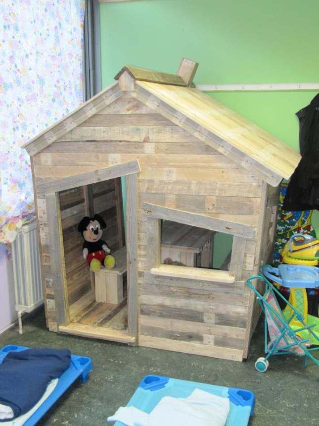 ... woodworking projects playhouse plans using pallets plans and how to